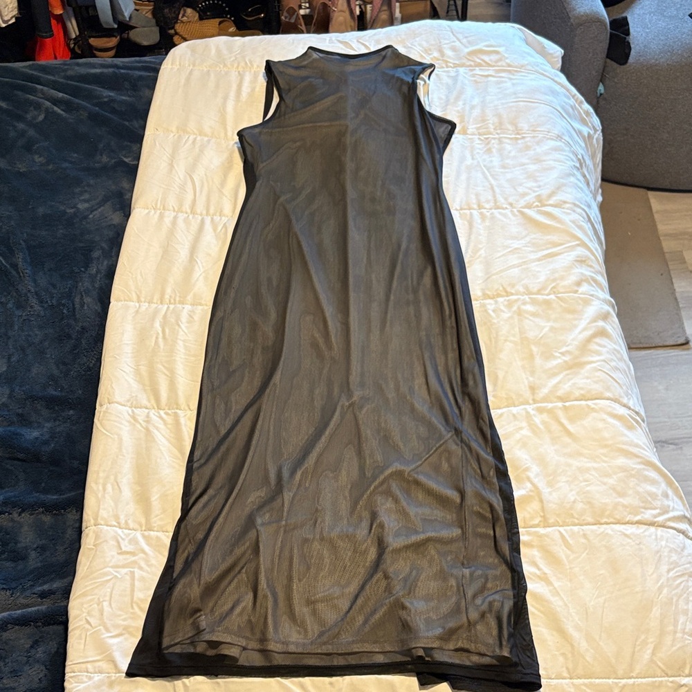 Elegant Black Maxi Dress